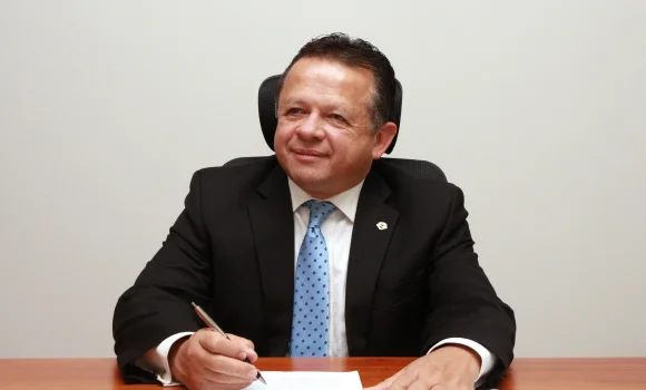 Magistrado Luis Fdo. Salazar Alvarado