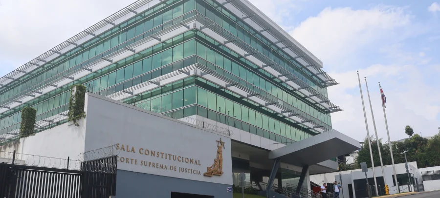 Sala Constitucional, por unanimidad, declara con lugar recurso de amparo a favor del presidente de la República